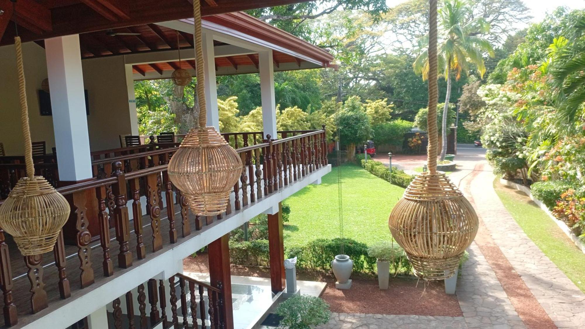 Rockery Villa Bentota Exteriör bild